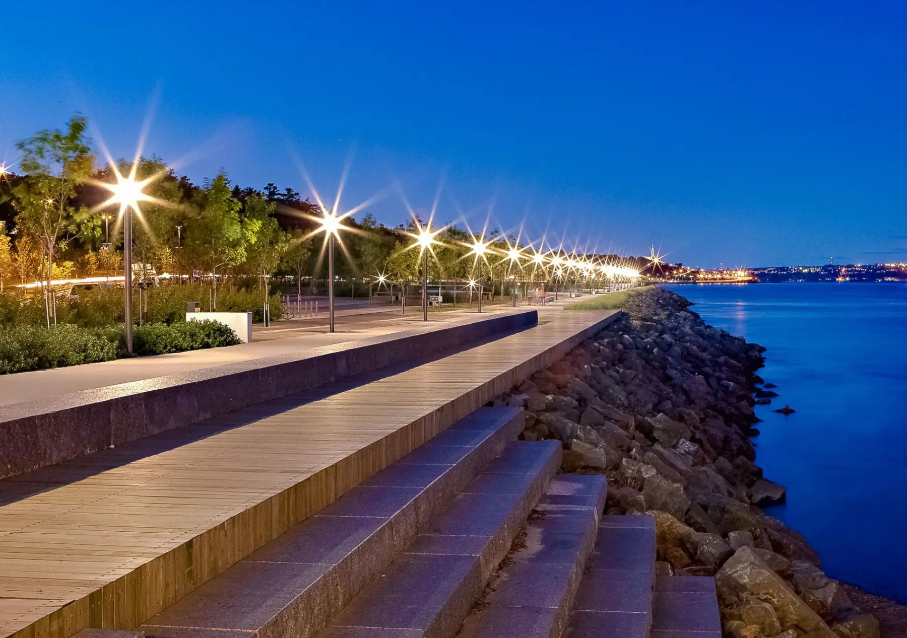 Samuel de Champlain Riverbanks