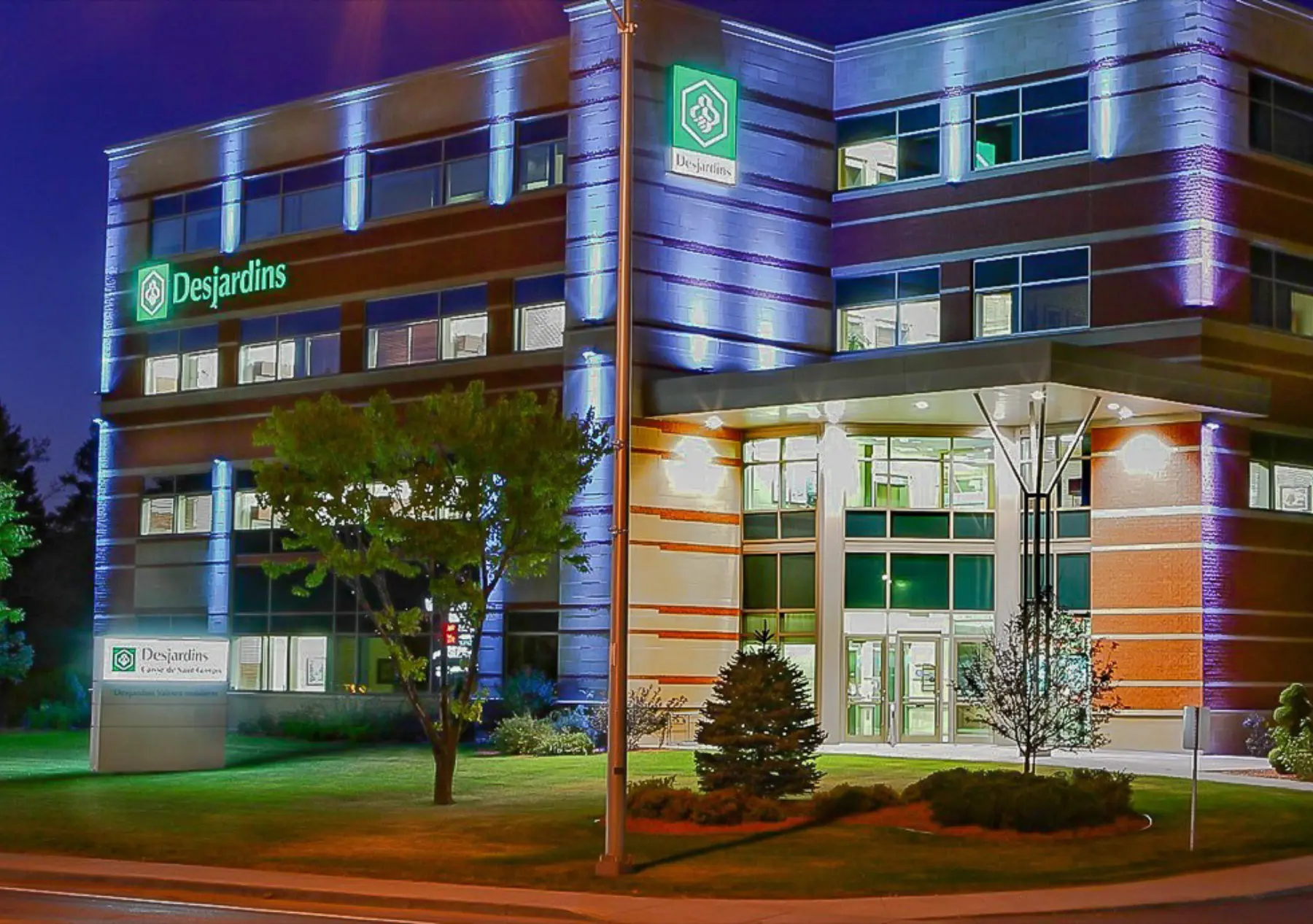 Caisse Populaire (Desjardins Ste-Marie)