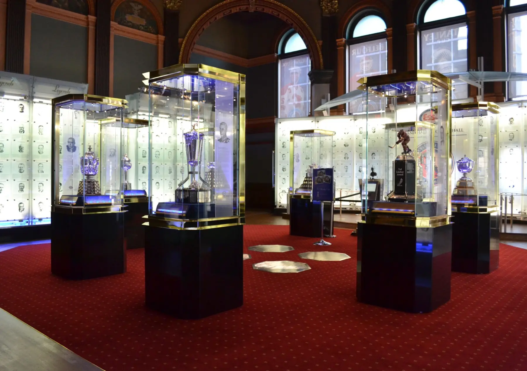 Hockey Hall of Fame (3)