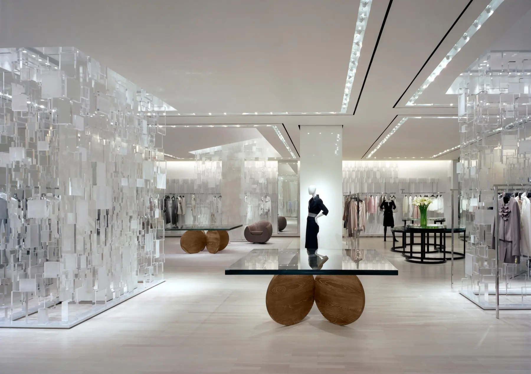 Magasin phare Holt Renfrew (2)